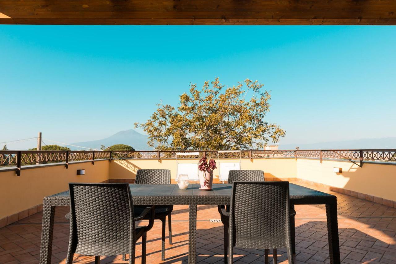 Lucia Terrazza Panoramica Apartament